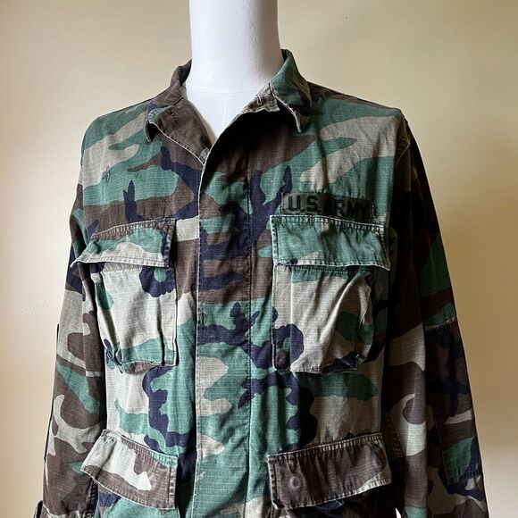 Vintage U.S. Army Woodland Camo BDU Jacket Medium Regular Ripstop Combat Coat - Picture 2 of 11